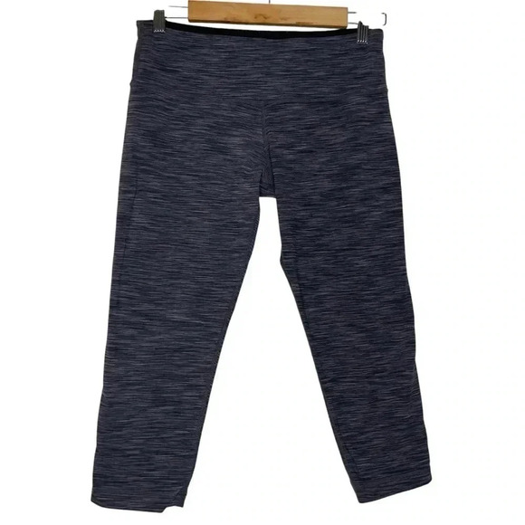 Lululemon Athletica Align Crop ‘Wee Are From Space Dark Carbon Ice Grey’ Size 8 - Picture 4 of 9